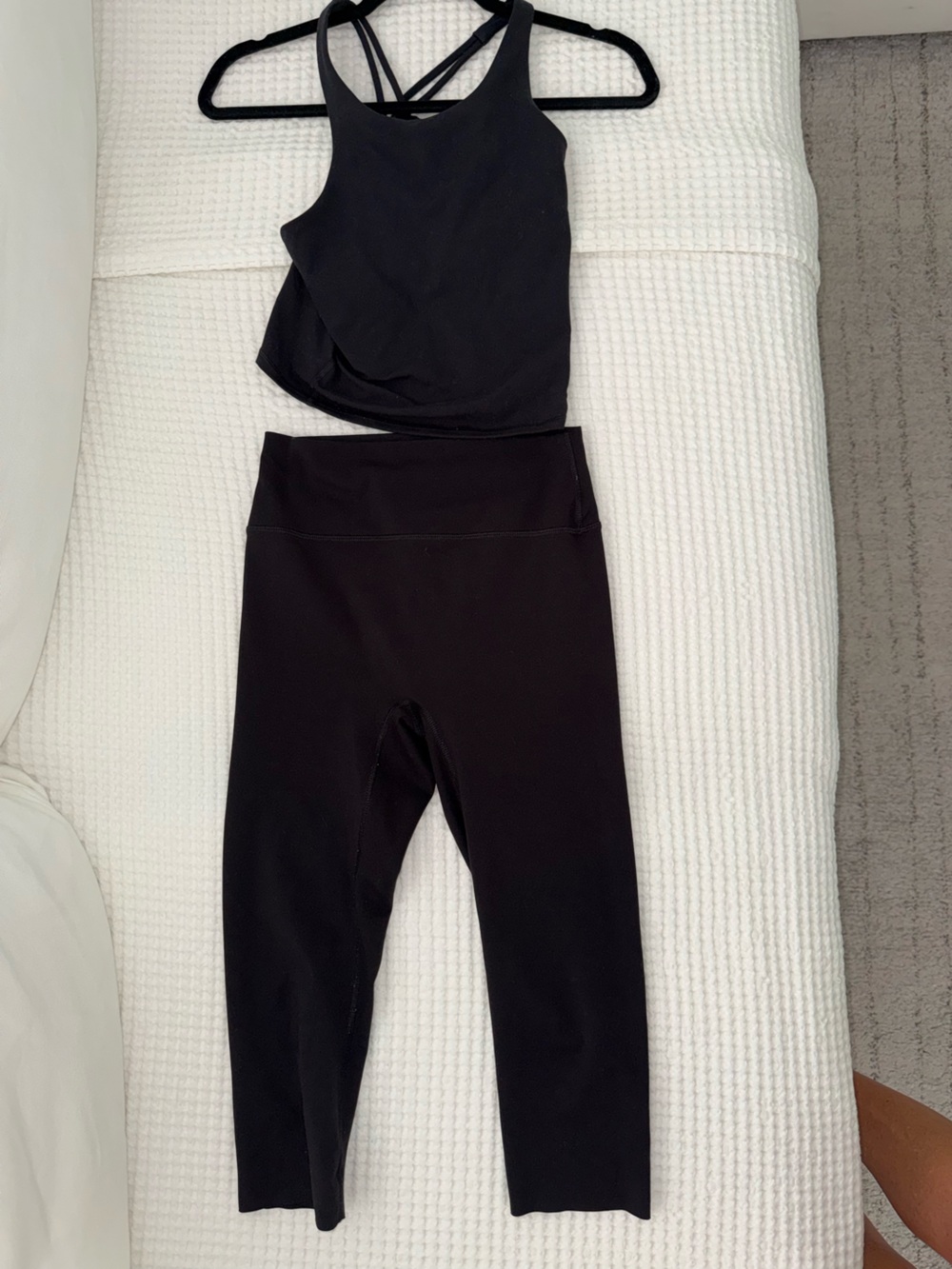 H&M capri Yoga set